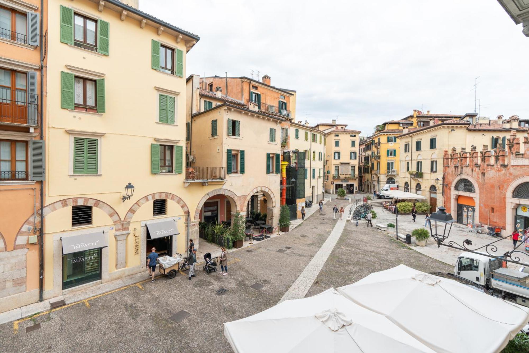 Hotel Palazzo Biasini By Postcardsfrom Verona Exterior foto